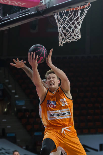 以及他们能 以及他们能