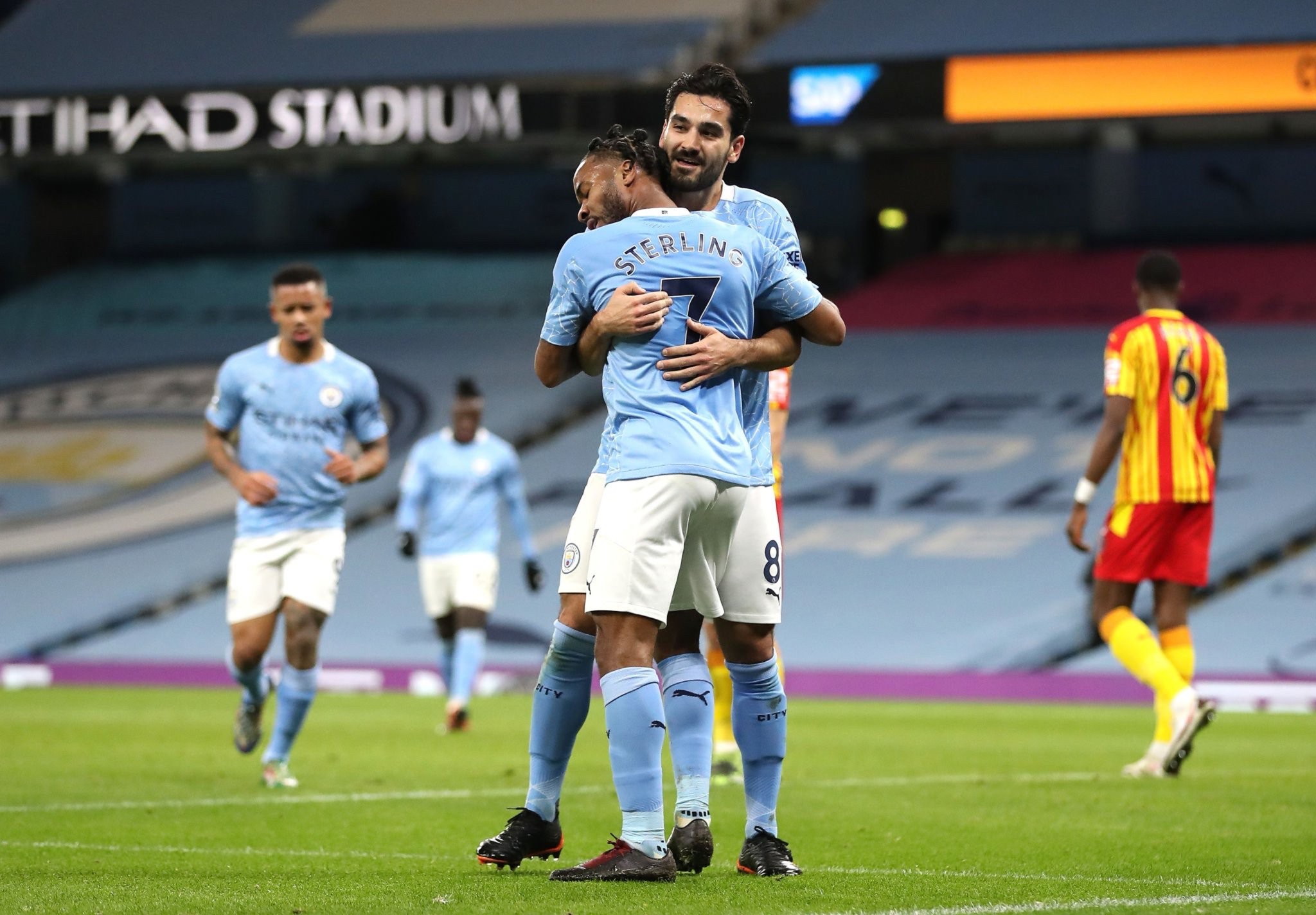 女子中巡 女子中巡