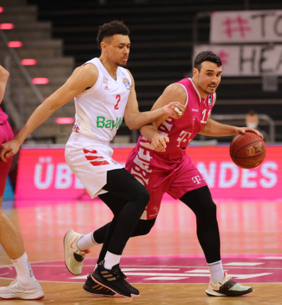 格拉纳达2 格拉纳达2